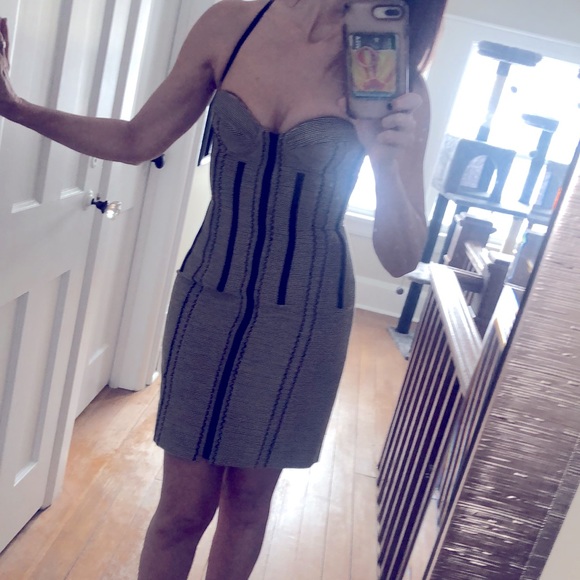 Uber sexy body con dress G.V.G.V size 2 - Picture 9 of 11